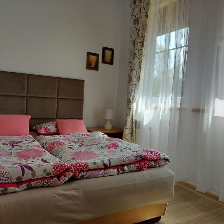 Domek Letniskowy Na Mazurach Giżycko Exteriör bild