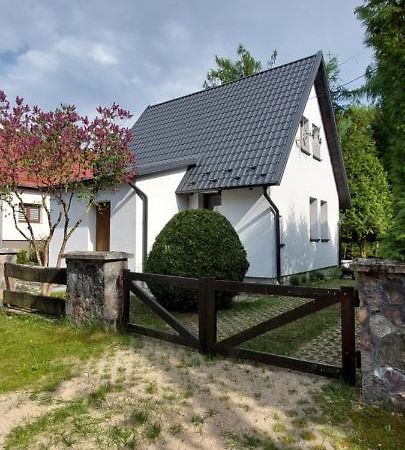 Domek Letniskowy Na Mazurach Giżycko Exteriör bild